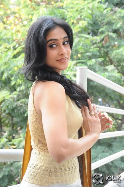 Regina-Cassandra-at-Subramanyam-For-Sale-Press-Meet